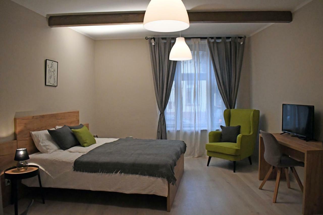 Vatus Apartmanhaz Vác エクステリア 写真